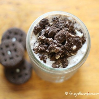 This cookies and cream smoothie is decadent enough for dessert, and healthy enough to eat for breakfast- occasionally!